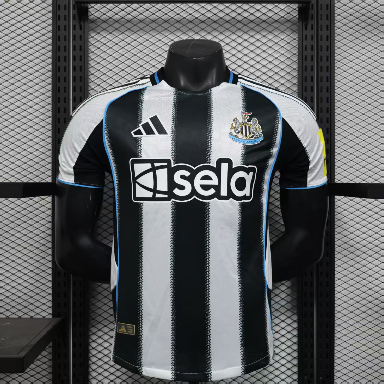 MAILLOT NEWCASTLE DOMICILE 2025/2026