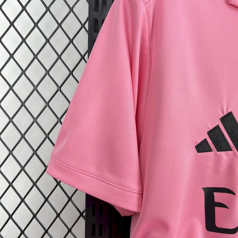 MAILLOT REAL MADRID VERSION ROSE 2025/2026