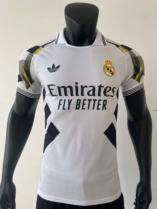 MAILLOT RÉAL MADRID ÉDITION SPÉCIALE 2025/2026