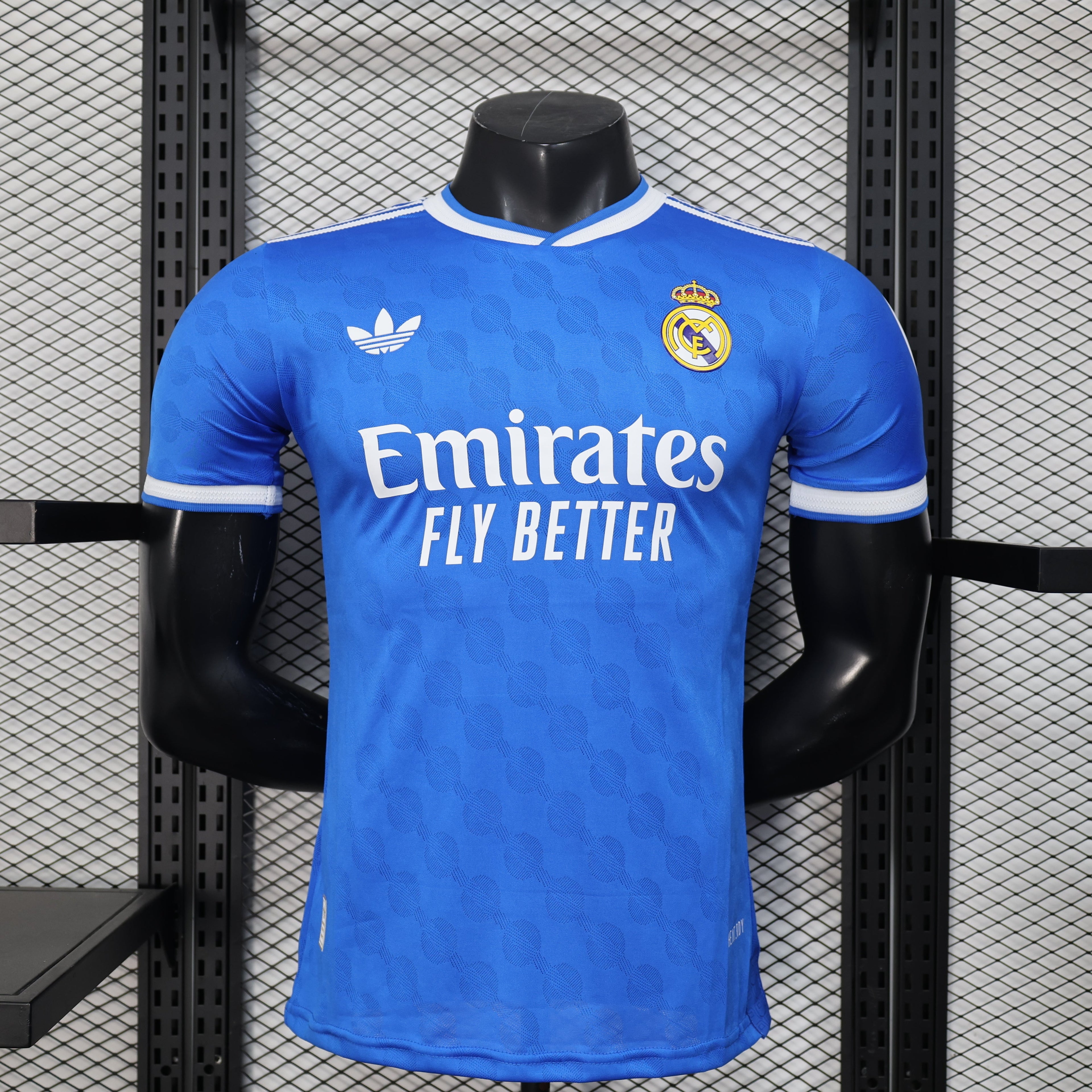 MAILLOT RÉAL MADRID THIRD 2025/2026