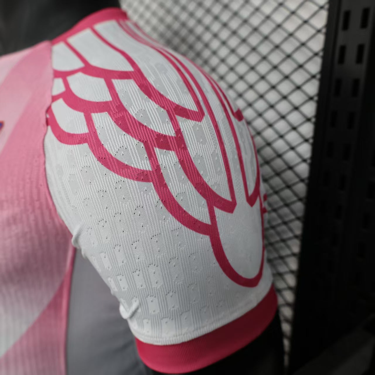 MAILLOT FC BARCELONE CONCEPT ROSE 2025/2026