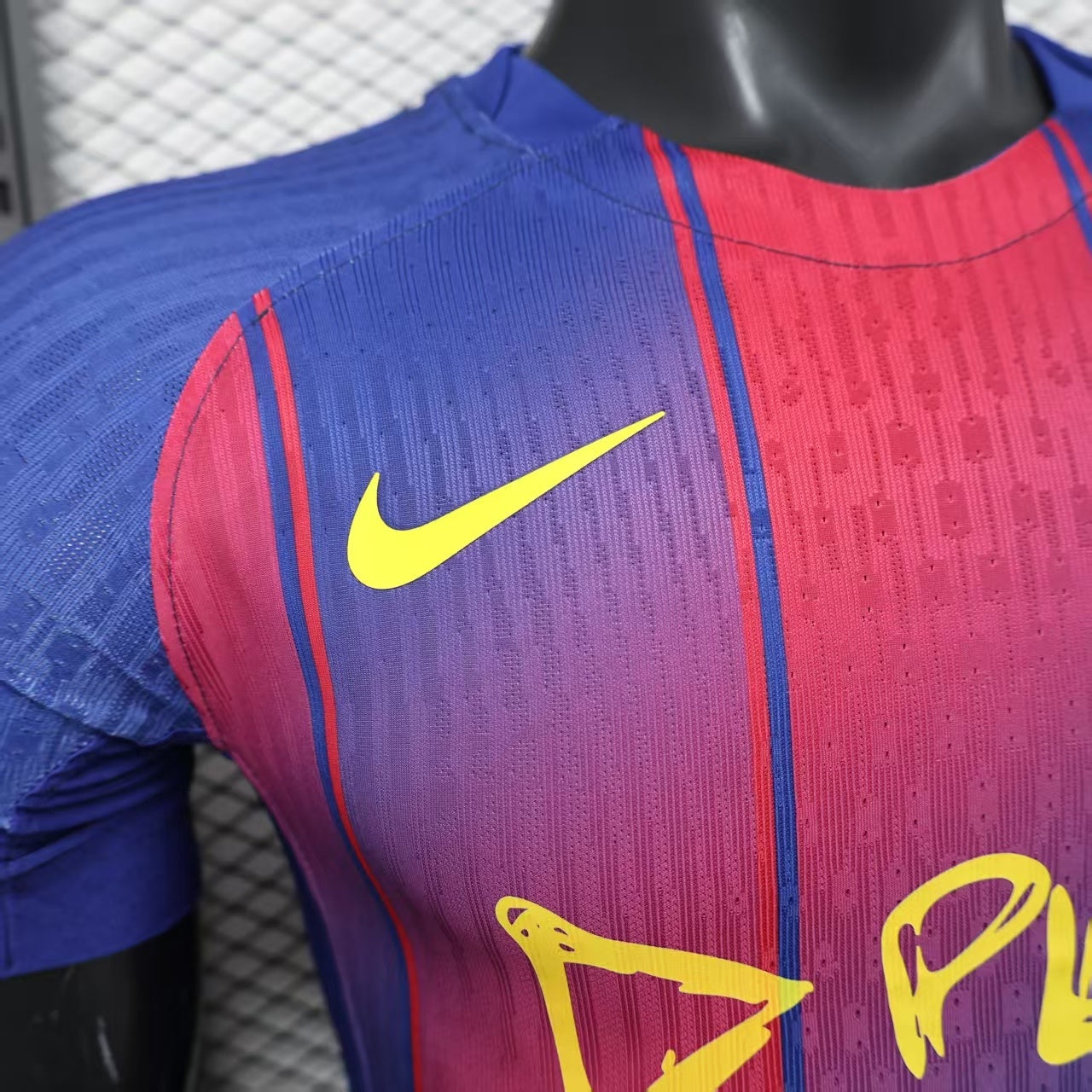 MAILLOT FC BARCELONE X ED SHEERAN  2025/2026