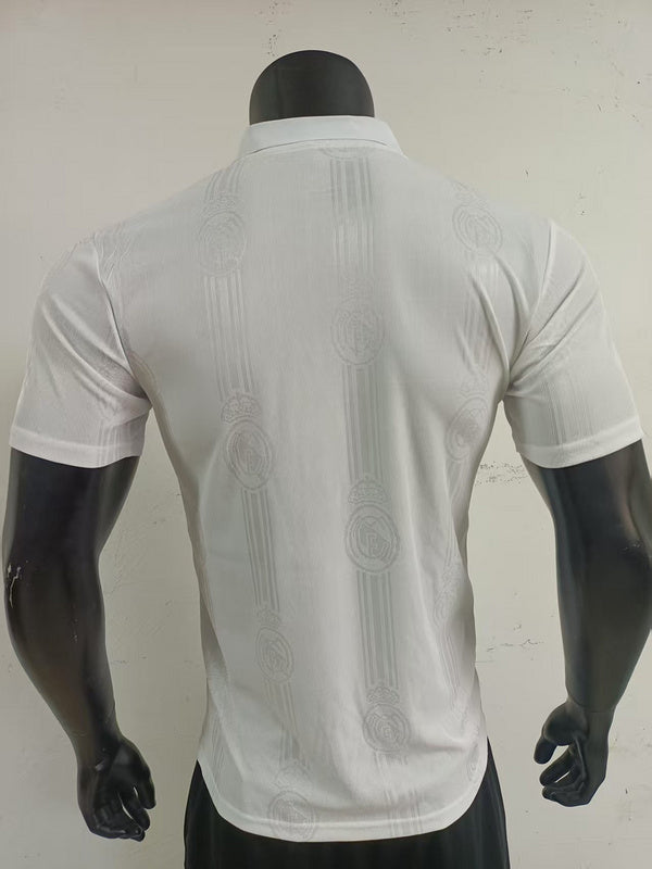 MAILLOT RÉAL MADRID ÉDITION BLANC 2025/2026 VERSION POLO