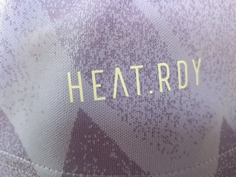 MAILLOT RÉAL MADRID ÉDITION VIOLET 2025/2026 VERSION POLO