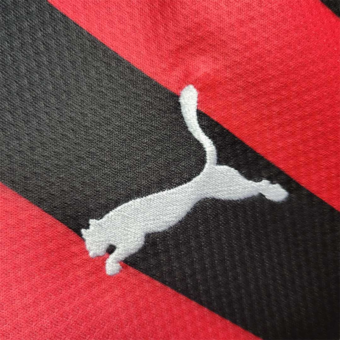 MAILLOT AC MILAN  DOMICILE 2022/2023 VERSION MANCHES LONGUES