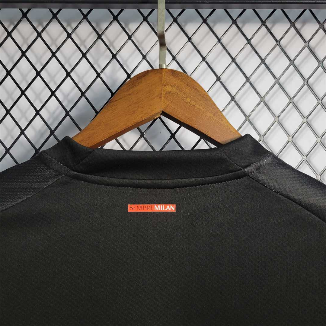 MAILLOT AC MILAN  DOMICILE 2022/2023 VERSION MANCHES LONGUES