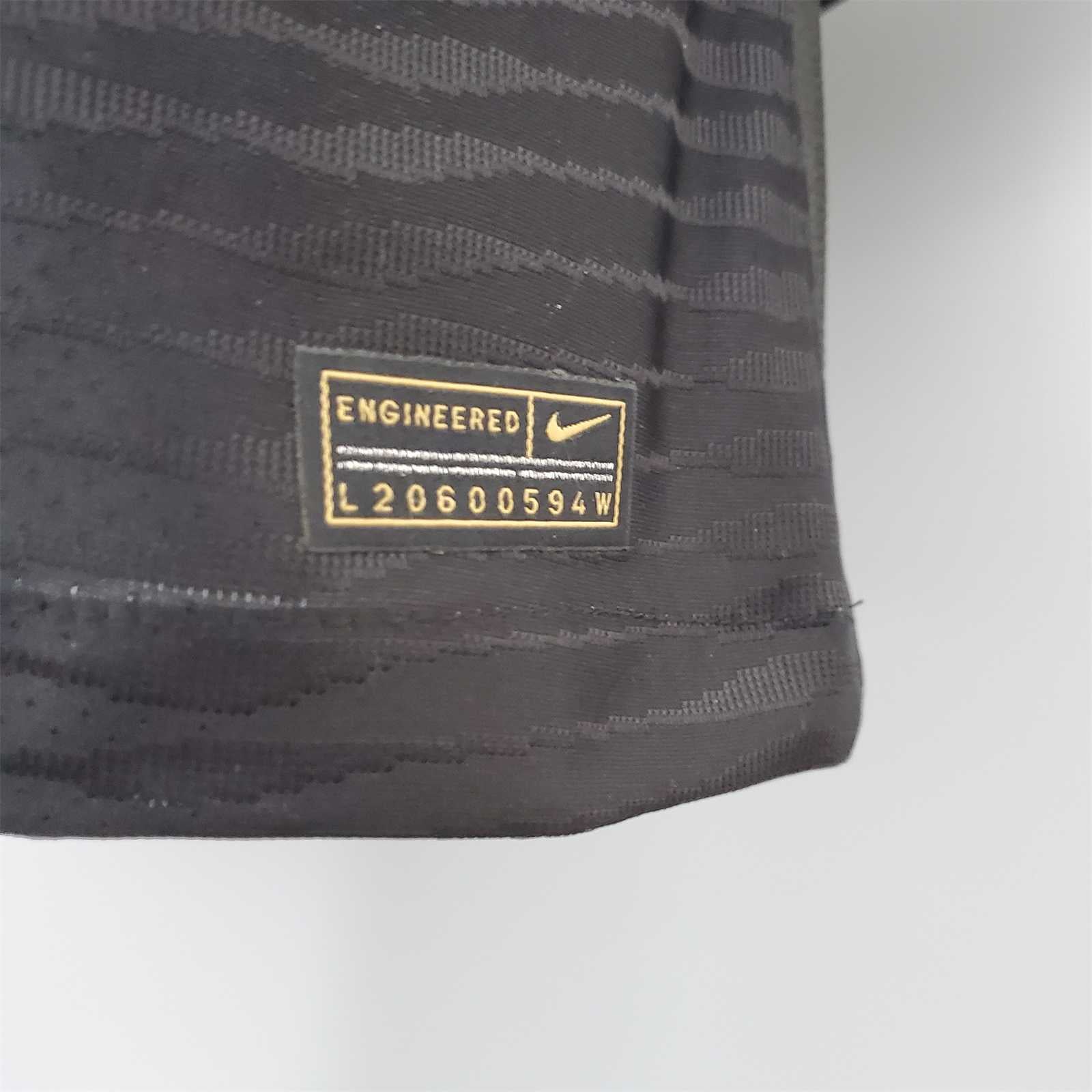 MAILLOT PARIS SG 2021/2022 VERSION MANCHES LONGUES