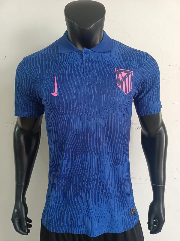 MAILLOT ATLETICO MADRID BLEU FONCÉ VERSION POLO 2025/2026