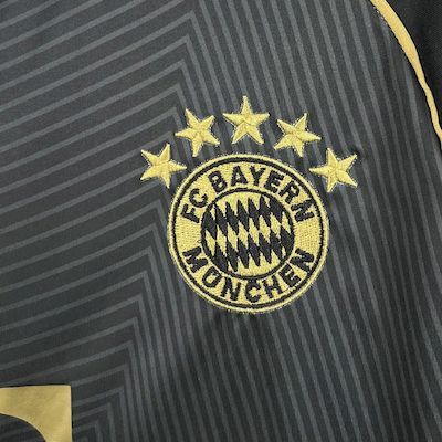 MAILLOT BAYERN MUNICH SPÉCIALE GOLD 2025/2026