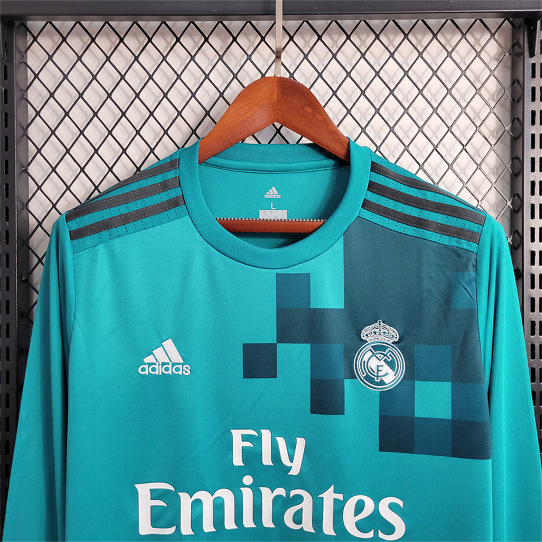 MAILLOT RETRO REAL MADRID EXTÉRIEUR 2017/2018 VERSION MANCHES LONGUES