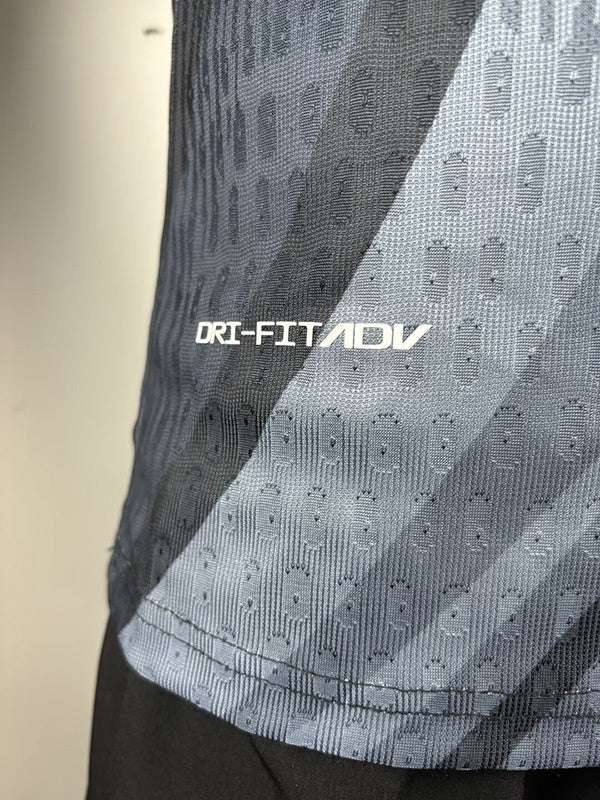 MAILLOT PARIS SG EDITION SPÉCIALE GRIS 2025/2026