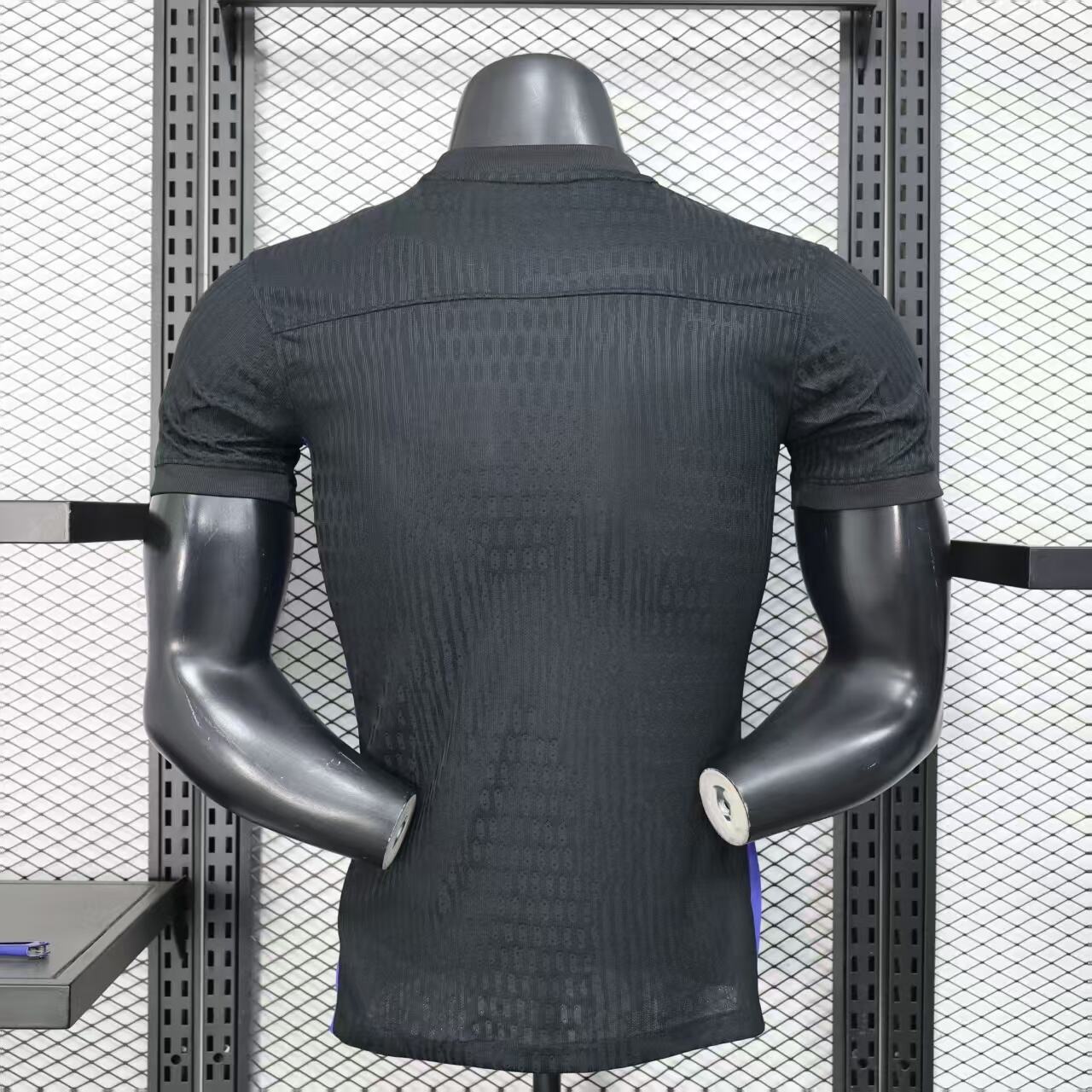 MAILLOT BARCELONE ÉDITION SPÉCIALE NOIR & VIOLET